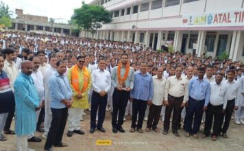 कप्तानगंज : सिविल जज के पद पर चयनित हुए आदित्यनाथ शर्मा, विधायक व प्रधानाचार्य ने किया सम्मानित