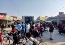 फूड सेफ्टी ऑन व्हील के माध्यम से खाद्य पदार्थों की हुई जांच