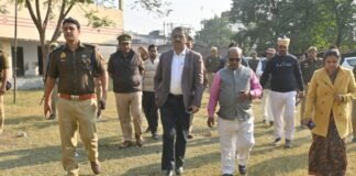पीसीएस प्रारंभिक परीक्षा की तैयारियों के दृष्टिगत डीएम तथा एसपी ने किया गोस्वामी तुलसीदास इंटरमीडिएट कॉलेज का स्थलीय निरीक्षण, दिए आवश्यक दिशा निर्देश