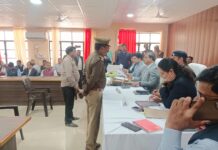 डीएम की अध्यक्षता में तहसील कप्तानगंज में सम्पूर्ण समाधान दिवस का हुआ आयोजन