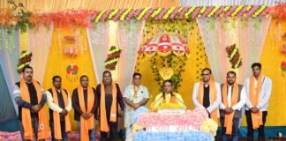 पत्रकार समाज का आईना होता है, जो सच को दिखाता है :- राधेश्याम शास्त्री