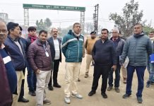 मंडल रेल प्रबंधक आशीष जैन ने गोरखपुर-पड़रौना रेल खण्ड का किया विन्डो ट्रेलिंग निरीक्षण, अमृत भारत स्टेशन योजना के अन्तर्गत पुनर्विकसित किये जा रहे कप्तानगंज रेलवे स्टेशन का गहन निरीक्षण किया