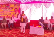 अबीर-गुलाल संग संवाद का संगम, होली मिलन में सजी आत्मीयता की महफिल