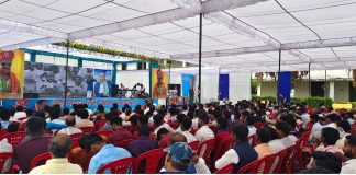 कांशीराम जयंती पर खड्डा में सामाजिक एकता का भव्य संगम, जनसेवक पवन दूबे ने पुष्पवर्षा कर किया स्वागत