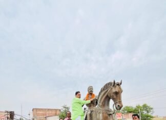 शिवाजी का स्वाभिमान, राष्ट्र का अभिमान” — खड्डा में गूंजा पराक्रम का जयघोष, विधायक विवेकानंद ने अर्पित की श्रद्धांजलि