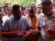 ग्रामीण प्रतिभाओं को मिलेगा नया आसमान : डीएम ने हाईटेक लाइब्रेरी व आधुनिक सभागार, पीएम माडल आवास का किया लोकार्पण