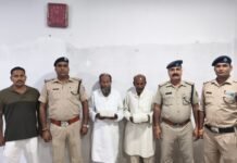 ट्रेन में चरस तस्करी का बड़ा खुलासा: RPF कप्तानगंज की कार्रवाई में 11 लाख की चरस बरामद, दो तस्कर गिरफ्तार