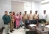 आरपीएफ की सतर्कता से बची महिला की जान, यात्रियों का लाखों का सामान लौटाकर जीता भरोसा