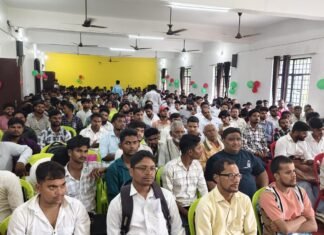 अखिलेश यादव के जन्मदिवस पर रोजगार का बड़ा तोहफा, नौरंगिया में 1148 युवाओं का हुआ चयन, जनसेवक पवन दूबे के रोजगार मेले में 1866 अभ्यर्थियों ने लिया हिस्सा, 10 से अधिक नामी कंपनियों ने किया साक्षात्कार