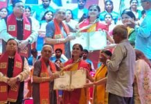 मेहनत, अनुशासन और प्रतिभा का स्वर्णिम संगम: सरस्वती देवी महाविद्यालय की छात्राओं ने रचा कीर्तिमान, दीक्षोत्सव में गूंजा स्वर्णिम शंखनाद