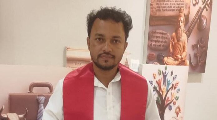 डॉ. मंतोष शर्मा ने हासिल की पीएचडी की उपाधि, ज्ञान और शोध से समाज को नई दिशा देने का संकल्प लिया