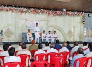 खड्डा में कांग्रेस का संगठन सृजन अभियान: पूर्व सांसद जगदीश ठाकोर ने कार्यकर्ताओं में भरा जोश