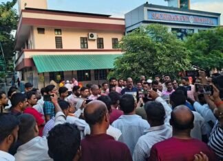 चार दिन इलाज, फिर मौत की खबर! सच्चिदानंद हॉस्पिटल पर नवजात के परिजनों ने लगाए गंभीर लापरवाही के आरोप