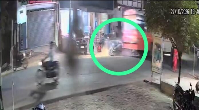 रोडवेज बस का कहर! टेंपो को टक्कर मारने के बाद राहगीरों को कुचला, नर्स की मौत; 17 घायल